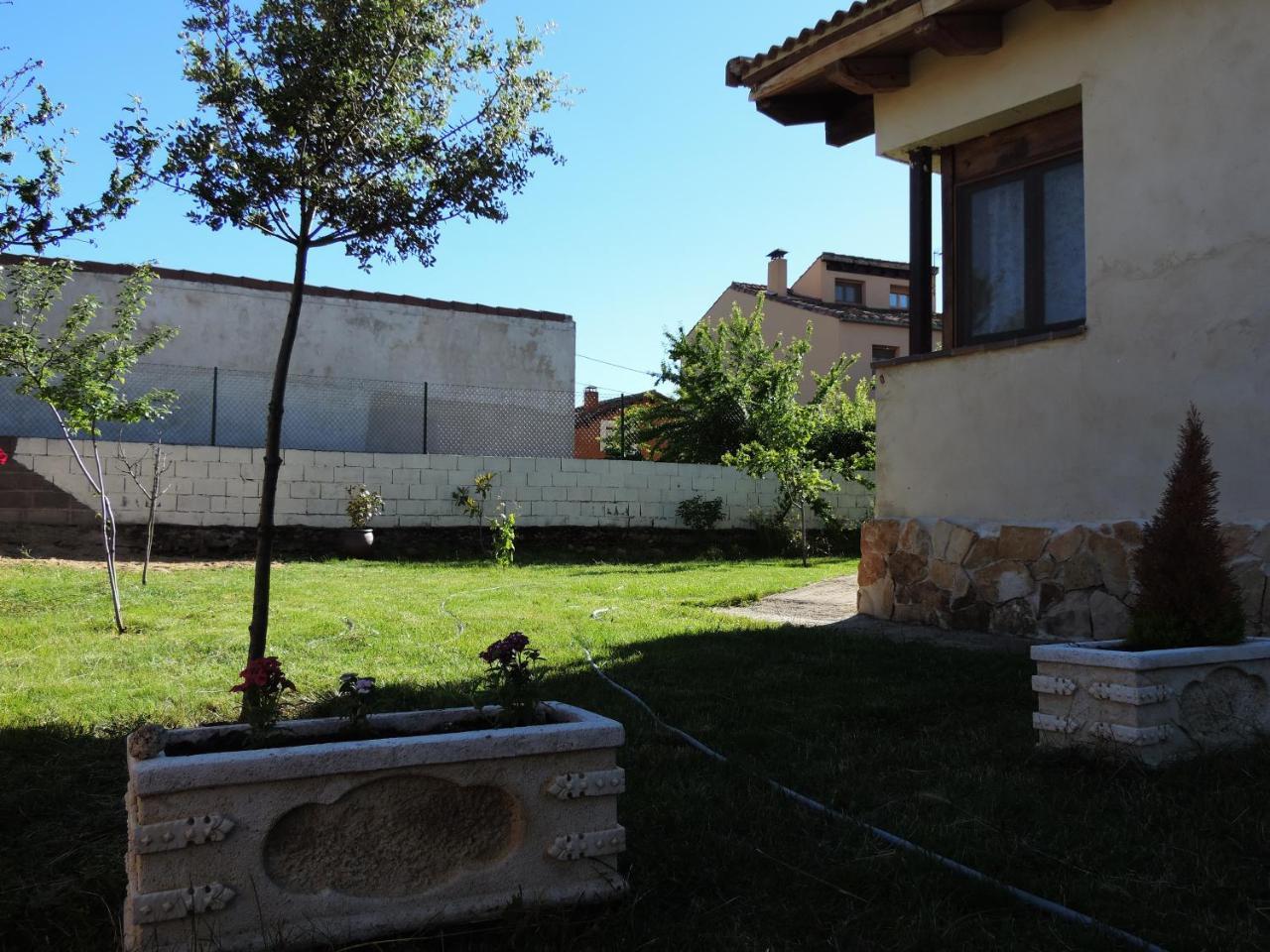 La Casa Del Cartero Pablo Casa de hóspedes Saldana de Ayllon Exterior foto